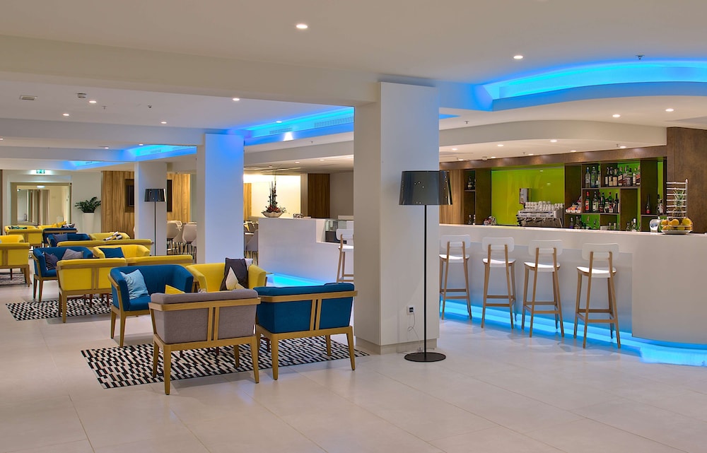 Park Plaza Belvedere Medulin — Restaurant & bars in Medulin, Istria
