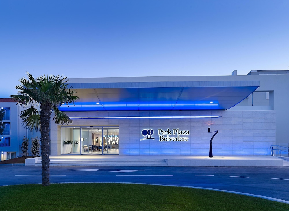 Park Plaza Belvedere Medulin — Hotel building in Medulin, Istria