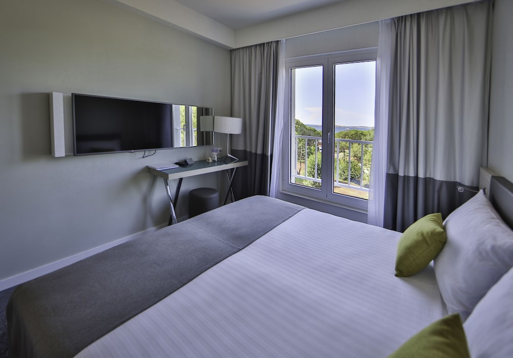 Park Plaza Belvedere Medulin — Hotel rooms in Medulin, Istria