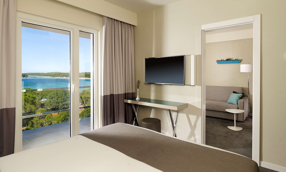 Park Plaza Belvedere Medulin — Hotel rooms in Medulin, Istria