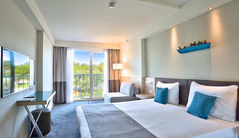 Park Plaza Belvedere Medulin — Hotel rooms in Medulin, Istria