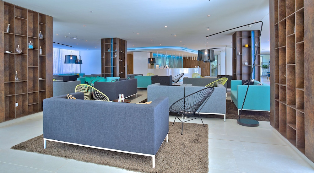 Park Plaza Belvedere Medulin — Restaurant & bars in Medulin, Istria