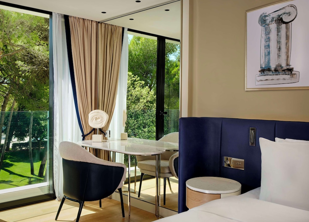 Grand Hotel Brioni Pula A Radisson Collection Hotel — Hotel rooms in Pula, Istria