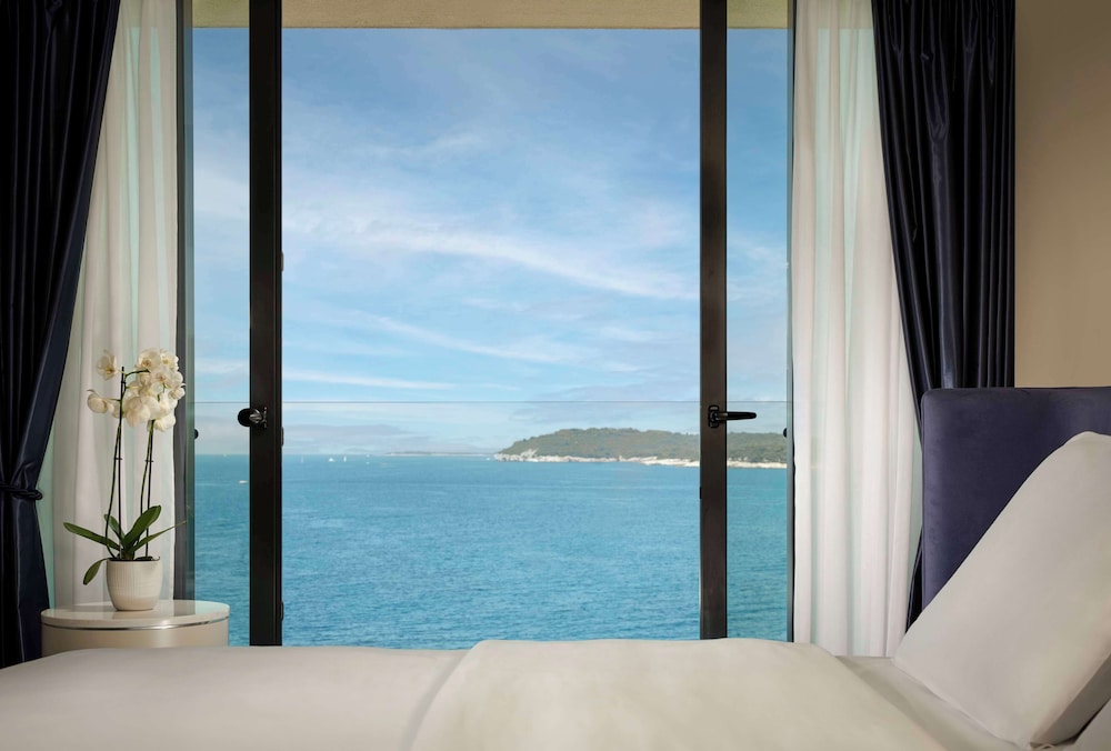 Grand Hotel Brioni Pula A Radisson Collection Hotel — Hotel rooms in Pula, Istria