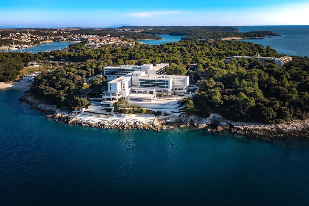 Grand Hotel Brioni Pula A Radisson Collection Hotel — Main photo in Pula, Istria