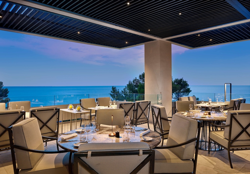 Grand Hotel Brioni Pula A Radisson Collection Hotel — Restaurant & bars in Pula, Istria
