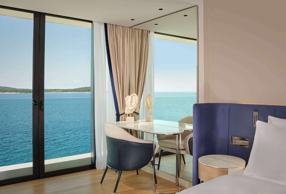 Grand Hotel Brioni Pula A Radisson Collection Hotel — Hotel rooms in Pula, Istria