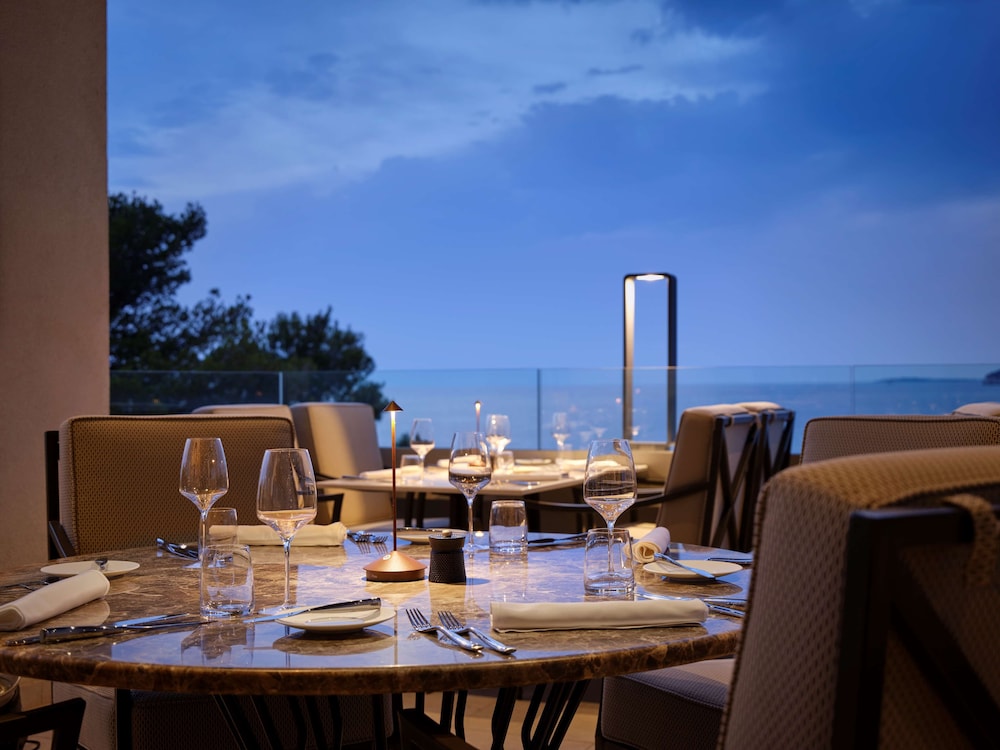 Grand Hotel Brioni Pula A Radisson Collection Hotel — Restaurant & bars in Pula, Istria
