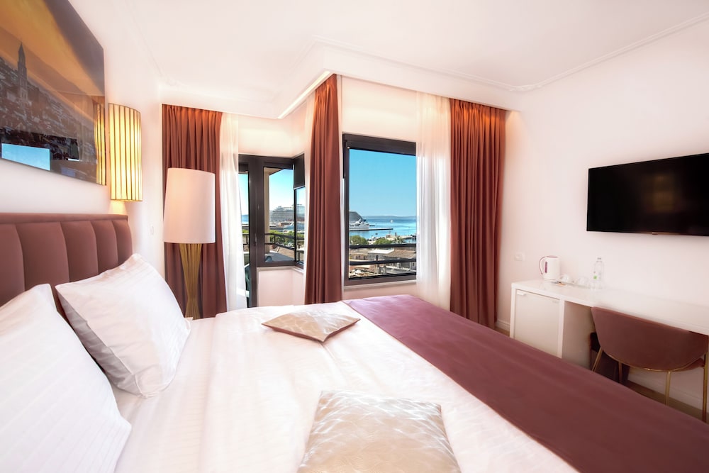 Boutique Hotel Luxe — Hotel rooms in Split, Split-Dalmatia