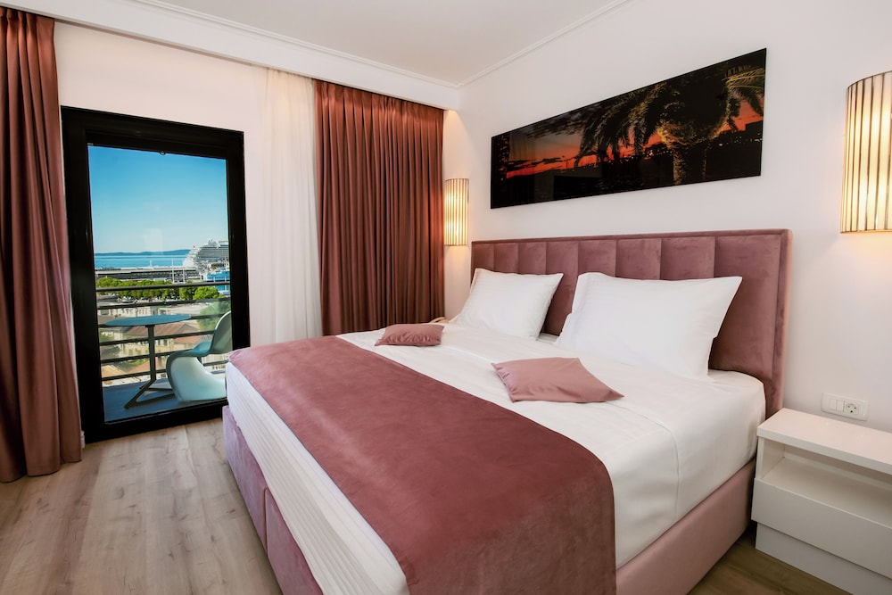Boutique Hotel Luxe — Hotel rooms in Split, Split-Dalmatia