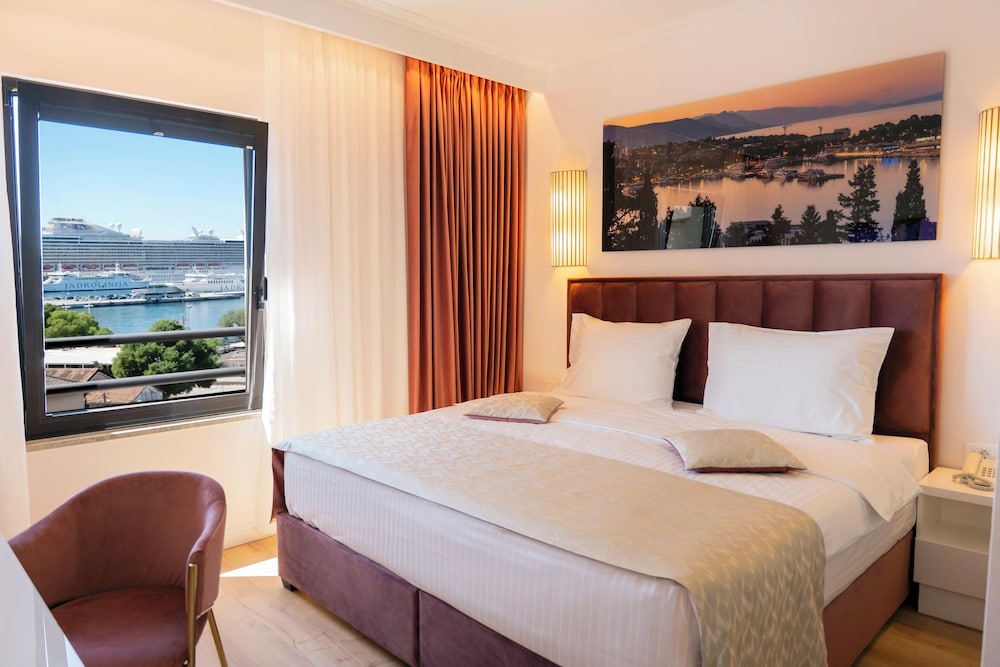 Boutique Hotel Luxe — Hotel rooms in Split, Split-Dalmatia