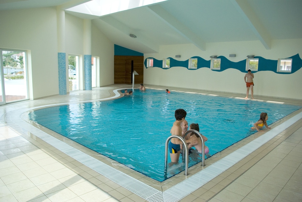 Family Hotel Pagus — Pool in Pag, Zadar
