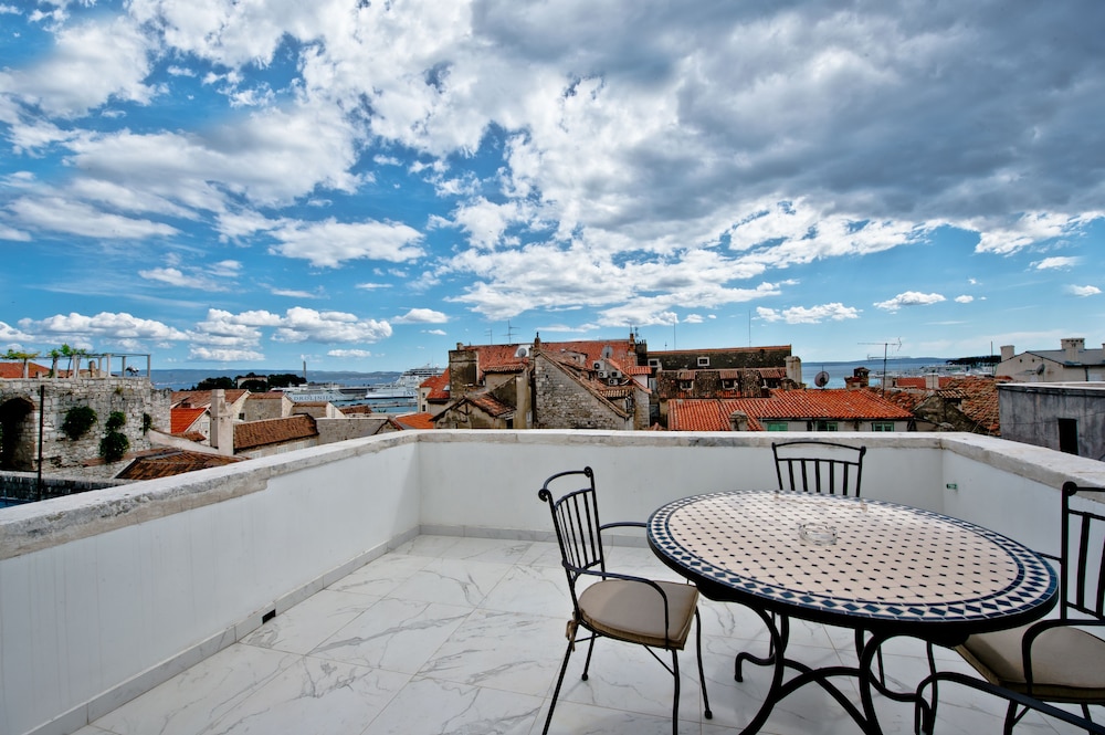 Heritage Jupiter Luxury Hotel — Hotel building in Split, Split-Dalmatia