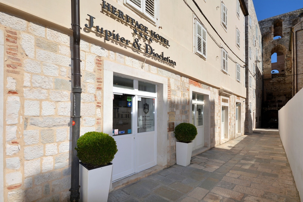 Heritage Jupiter Luxury Hotel — Hotel building in Split, Split-Dalmatia