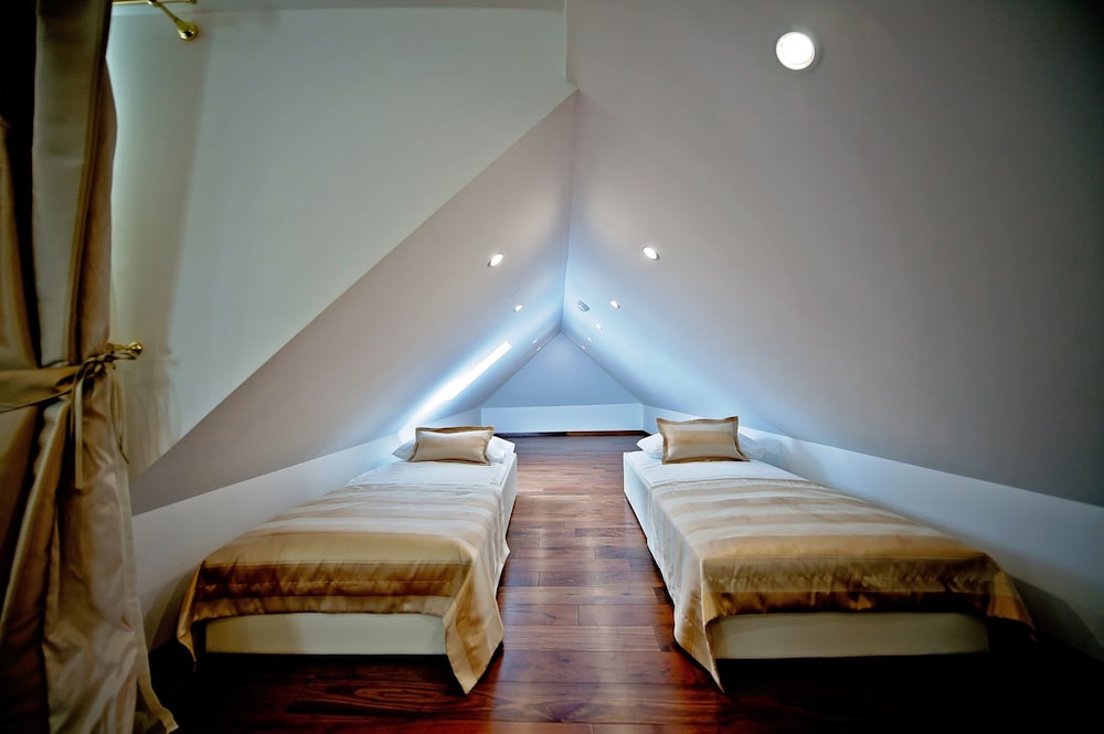 Heritage Jupiter Luxury Hotel — Hotel rooms in Split, Split-Dalmatia