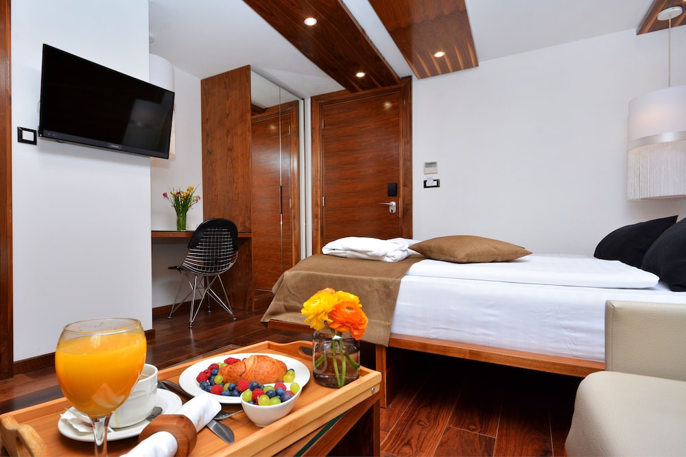 Heritage Jupiter Luxury Hotel — Hotel rooms in Split, Split-Dalmatia