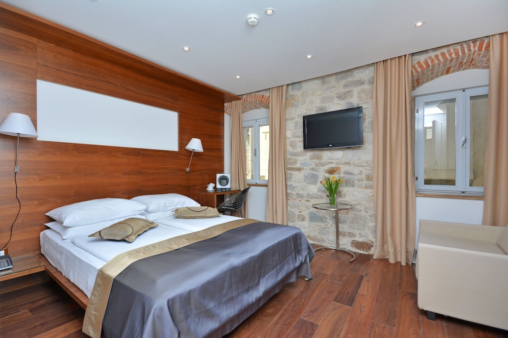 Heritage Jupiter Luxury Hotel — Hotel rooms in Split, Split-Dalmatia