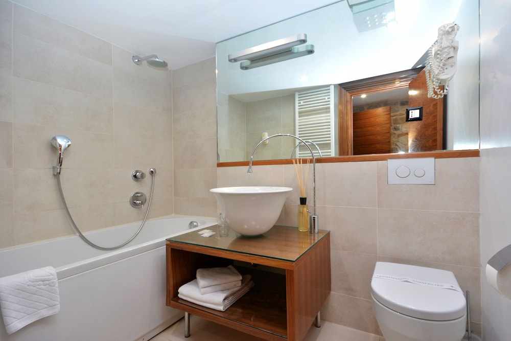 Heritage Jupiter Luxury Hotel — Hotel rooms in Split, Split-Dalmatia