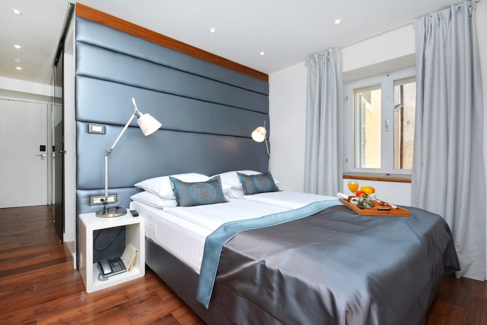 Heritage Jupiter Luxury Hotel — Hotel rooms in Split, Split-Dalmatia