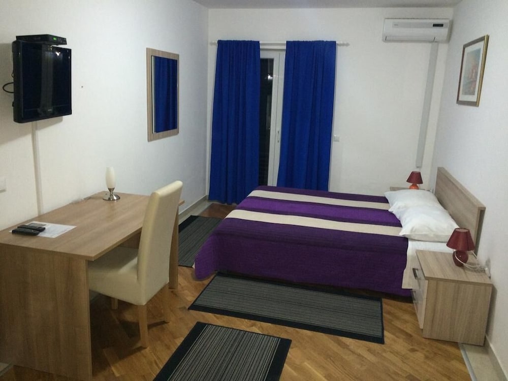 Villa Royal — Hotel rooms in Konavle, Dubrovnik-Neretva