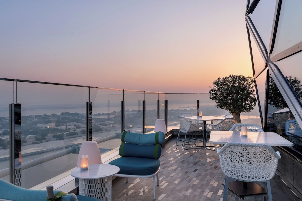 ANDAZ CAPITAL GATE ABU DHABI, BY HYATT - zdjęcie 3