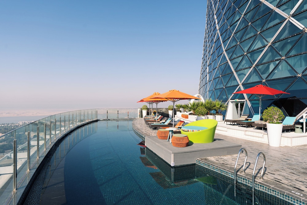 ANDAZ CAPITAL GATE ABU DHABI, BY HYATT - zdjęcie 2