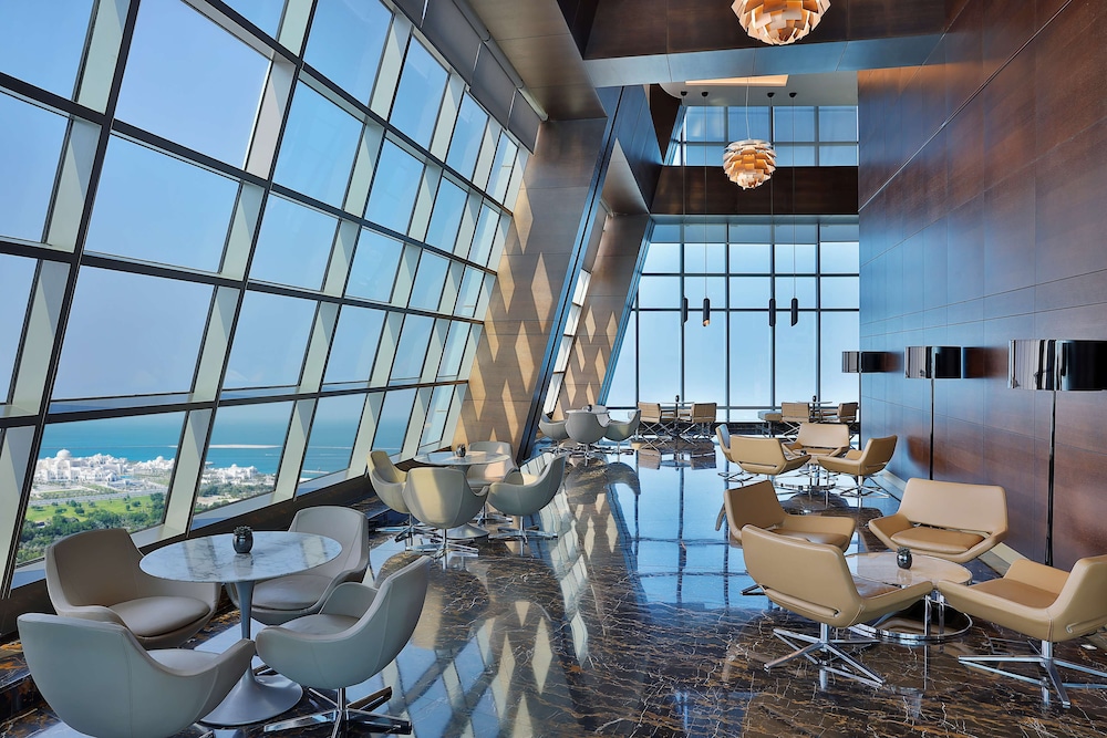 Conrad Abu Dhabi Etihad Towers — Restaurant & bars in Abu Dhabi