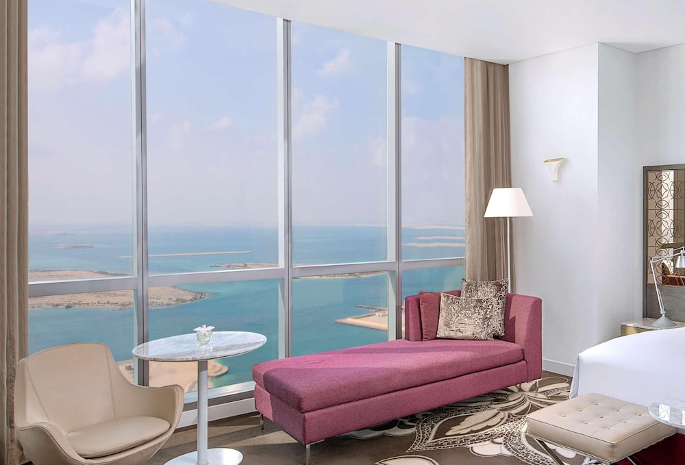 Conrad Abu Dhabi Etihad Towers — Hotel rooms in Abu Dhabi