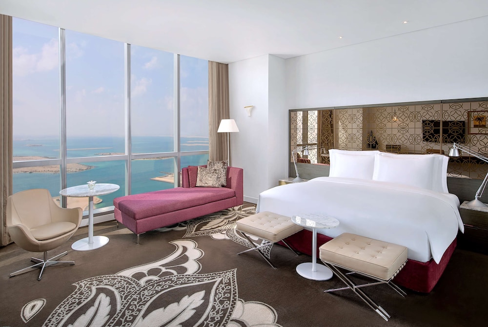 Conrad Abu Dhabi Etihad Towers — Hotel rooms in Abu Dhabi