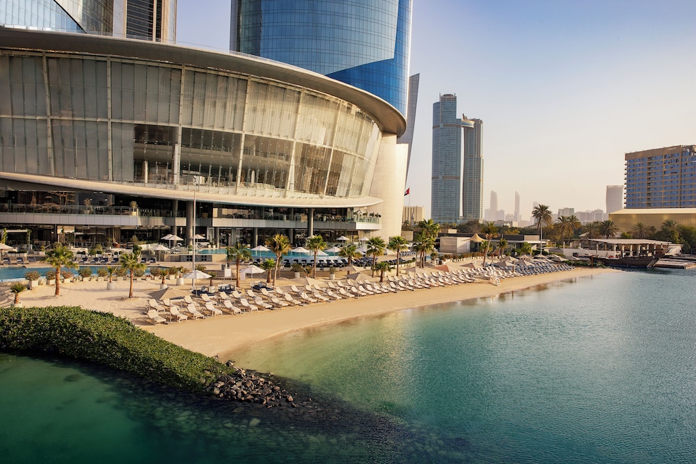 Conrad Abu Dhabi Etihad Towers — Beach in Abu Dhabi