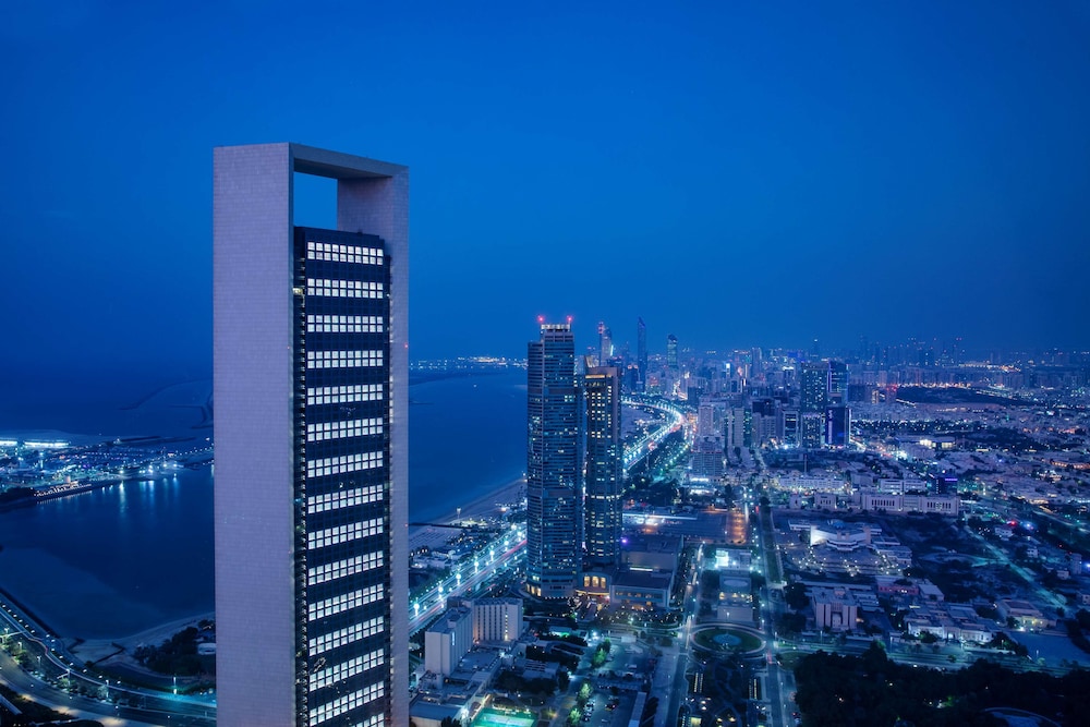 Conrad Abu Dhabi Etihad Towers — Hotel building in Abu Dhabi