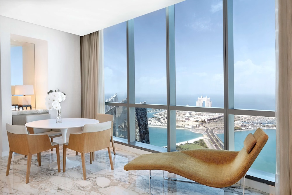 Conrad Abu Dhabi Etihad Towers — Hotel rooms in Abu Dhabi