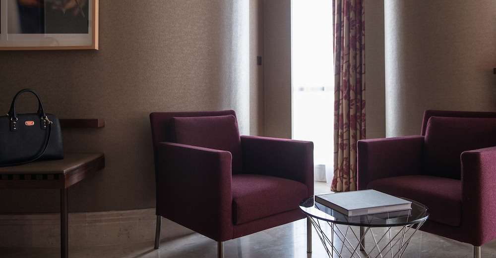 The Creekside Hotel Dubai an Accor Hotel — Hotel rooms in Dubai