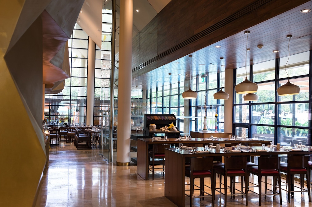 The Creekside Hotel Dubai an Accor Hotel — Restaurant & bars in Dubai