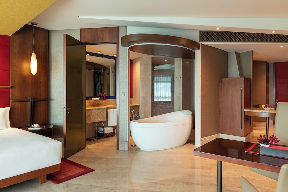 The Creekside Hotel Dubai an Accor Hotel — Hotel rooms in Dubai