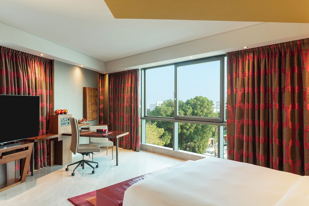 The Creekside Hotel Dubai an Accor Hotel — Hotel rooms in Dubai