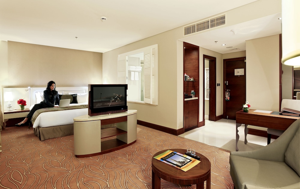 The Tower Plaza Hotel — Rooms in Dubai