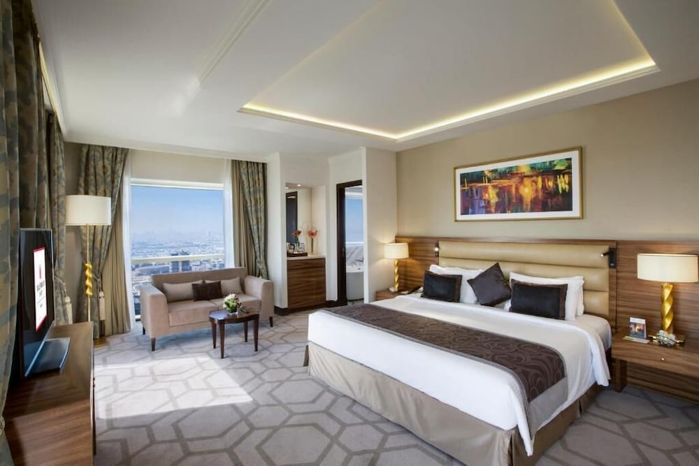 The Tower Plaza Hotel — Rooms in Dubai