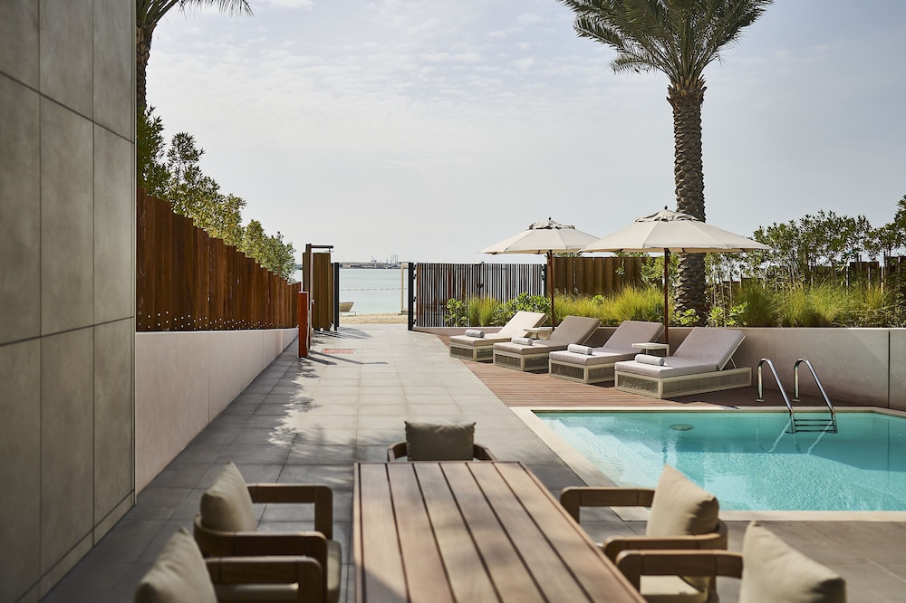 ERTH Abu Dhabi Hotel - zdjęcie 2