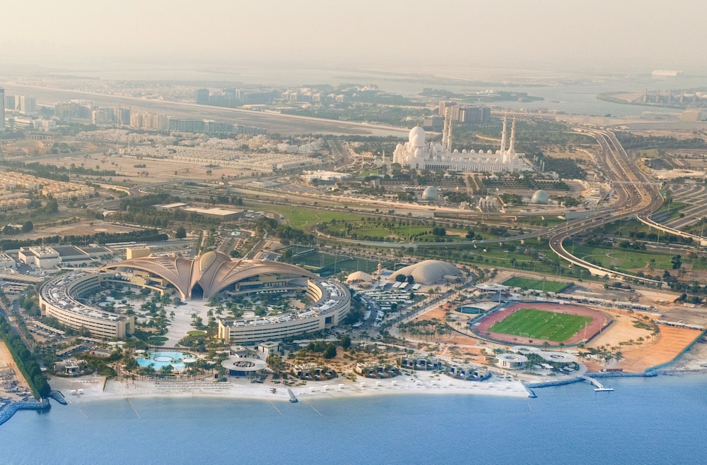 ERTH Abu Dhabi Hotel - zdjęcie 4