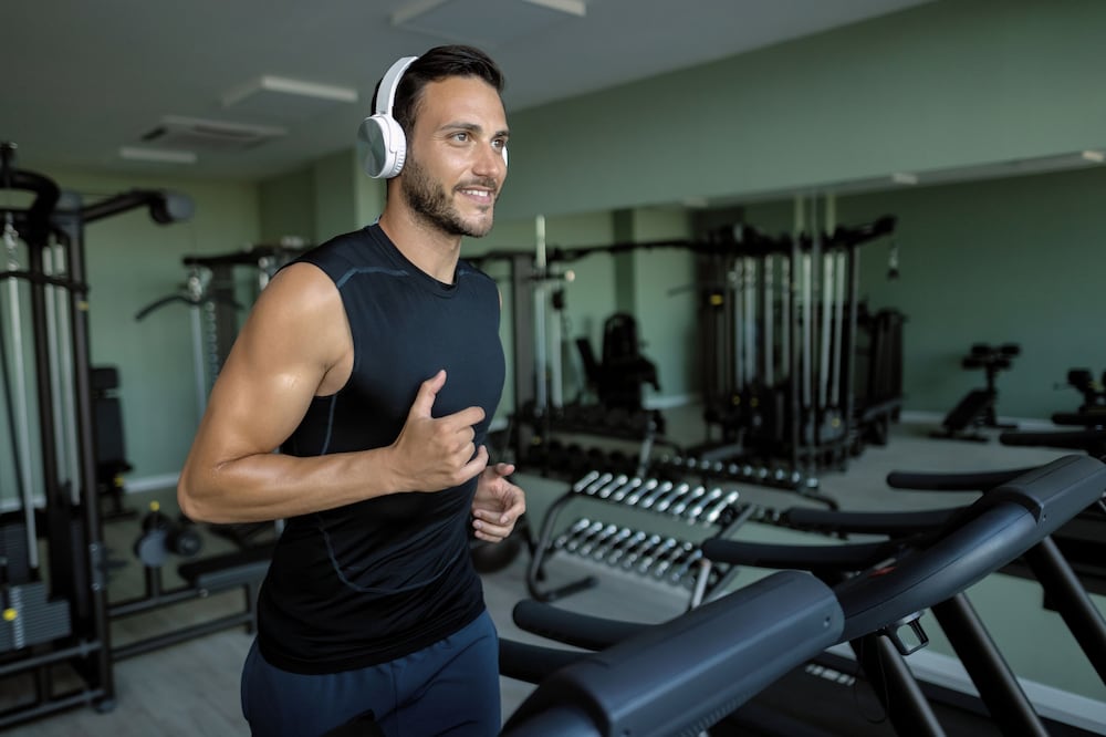 Golden Sands Hotel & Residences — Sports & recreation in Dubai