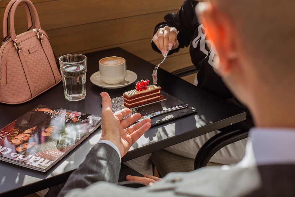 Golden Sands Hotel & Residences — Restaurant & bars in Dubai