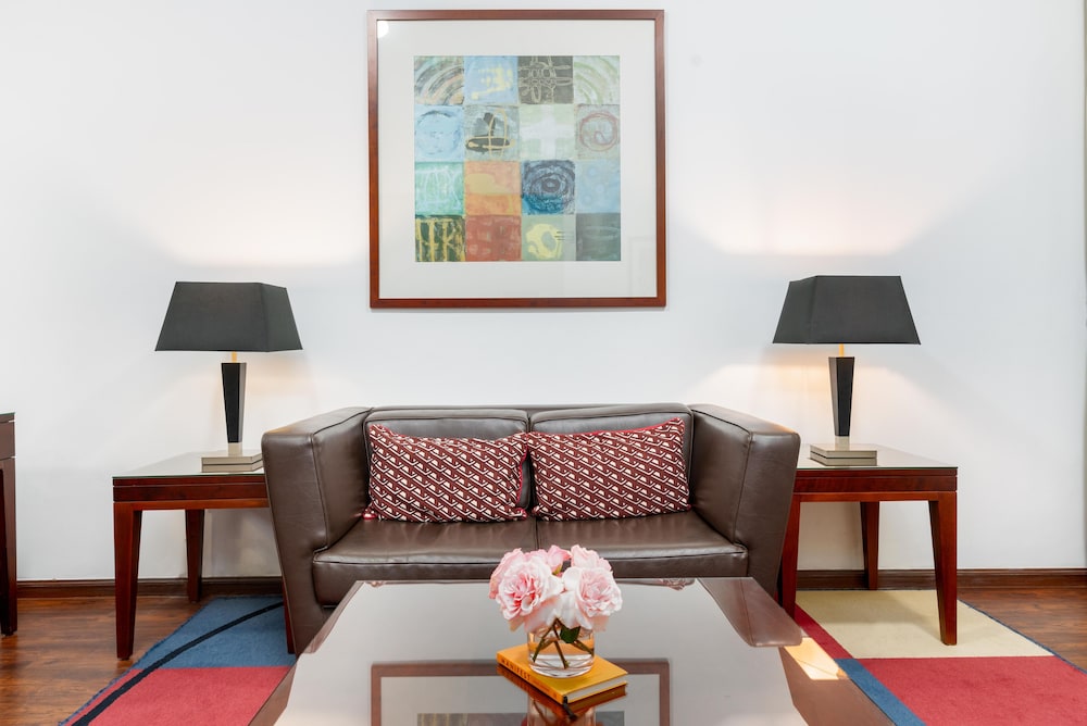 Golden Sands Hotel & Residences — Hotel rooms in Dubai