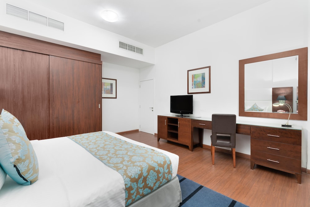 Golden Sands Hotel & Residences — Hotel rooms in Dubai