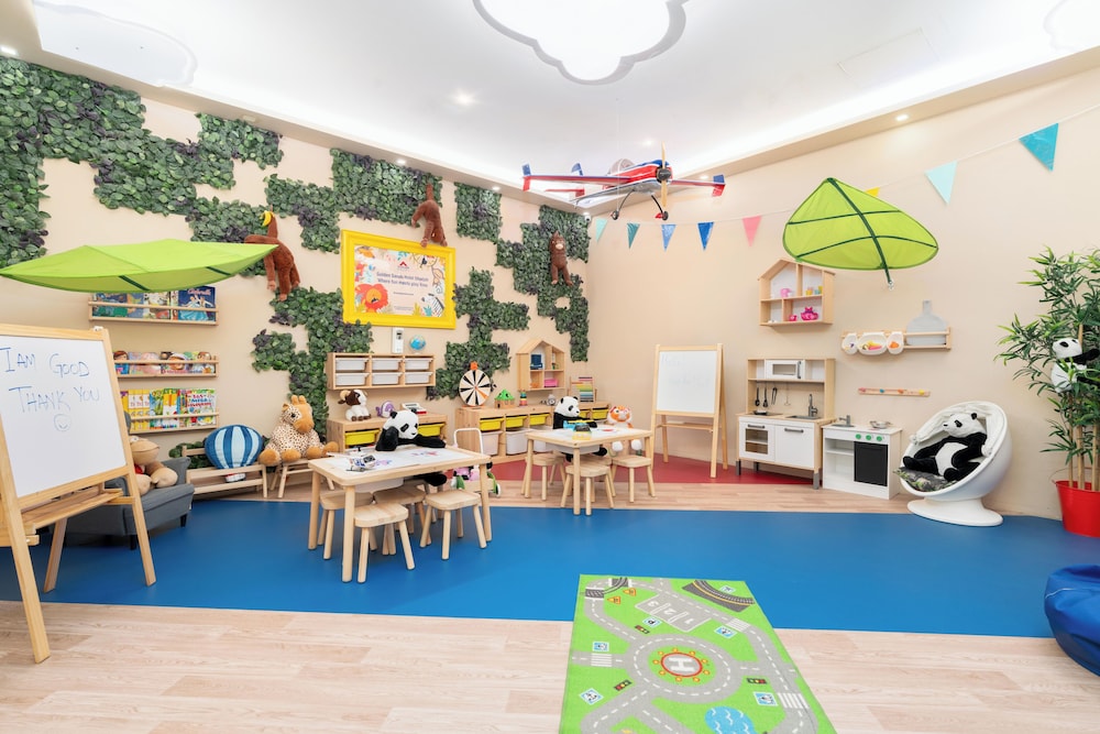 Golden Sands Hotel & Residences — Attractions for children in Dubai