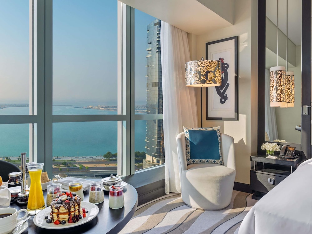 Sofitel Abu Dhabi Corniche — Hotel rooms in Abu Dhabi