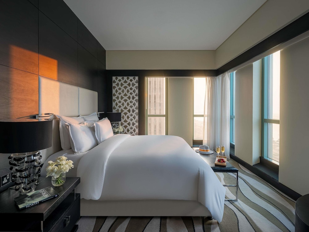 Sofitel Abu Dhabi Corniche — Hotel rooms in Abu Dhabi