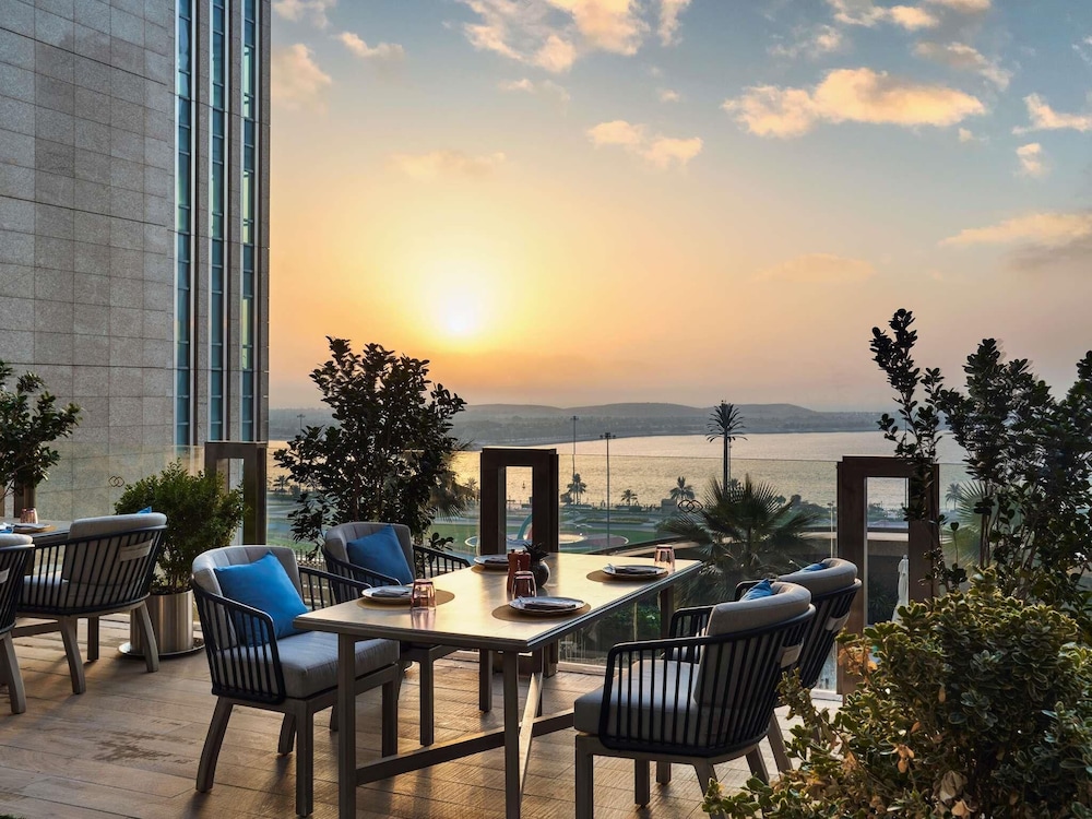 Sofitel Abu Dhabi Corniche — Hotel rooms in Abu Dhabi