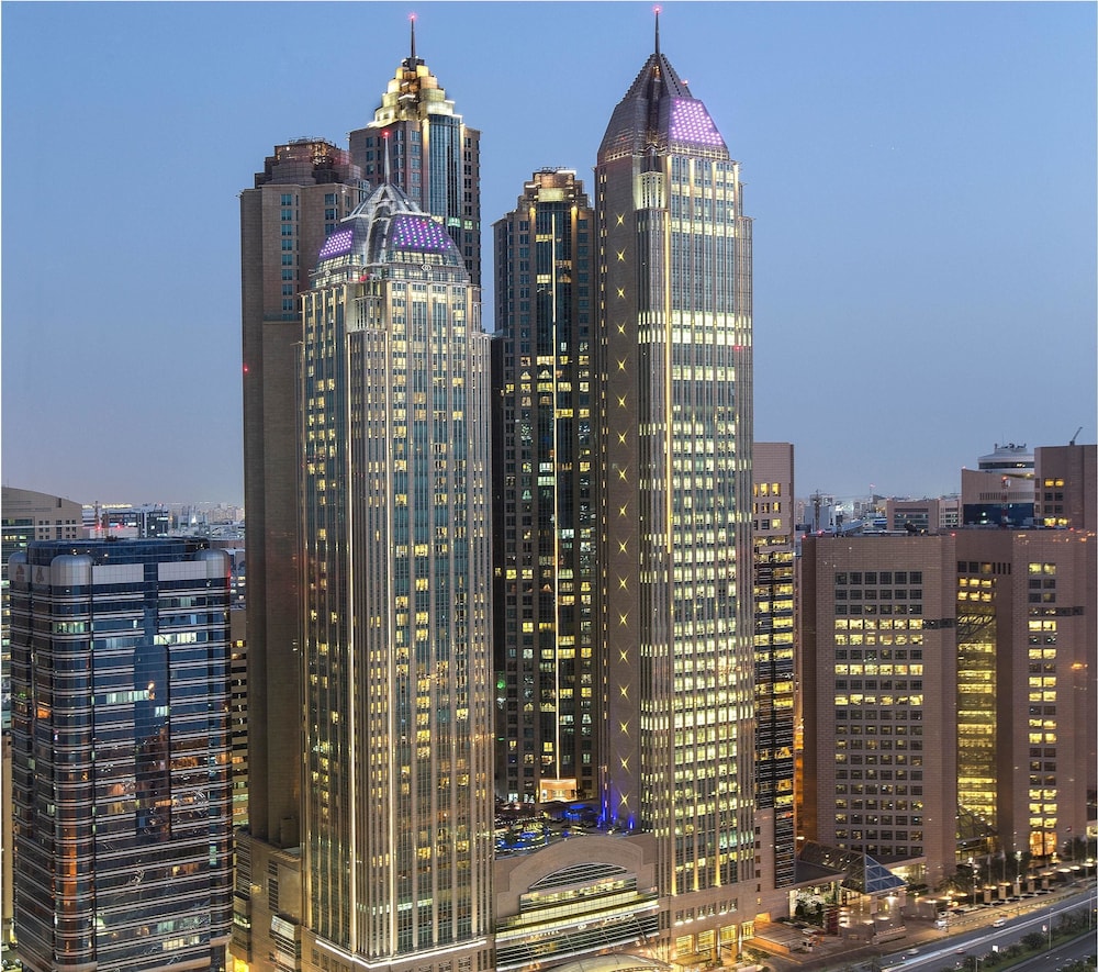 Sofitel Abu Dhabi Corniche — Hotel building in Abu Dhabi