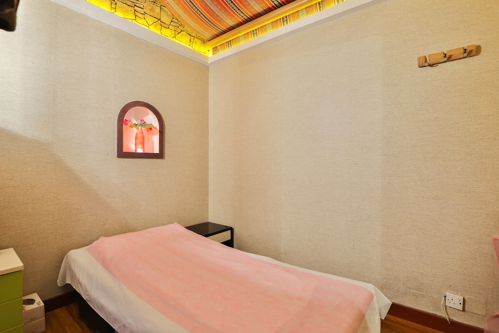 Sun And Sands Downtown Hotel — Spa in Dubai